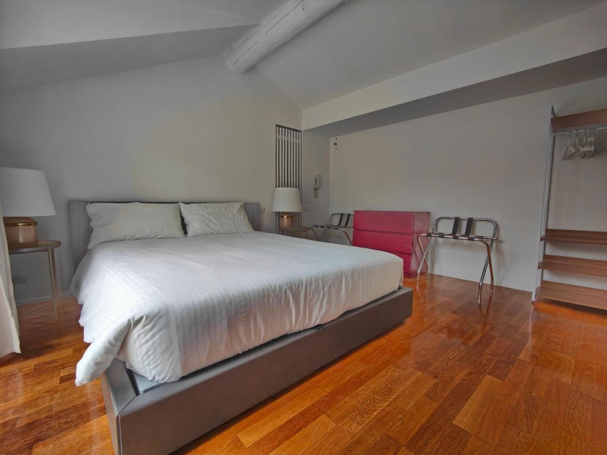 Crocetta - Design Apartment With Terrace Milão Exterior foto